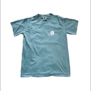 🎁Southern Couture Blue Tee w/ Animals Size Small